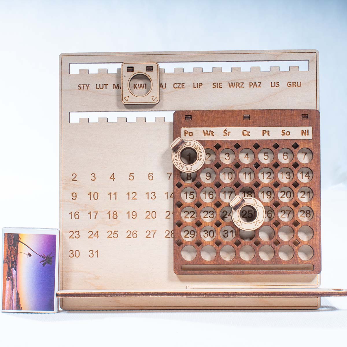 kalendarz_01cb (10) kalendarz 01cb 10 Wieczny kalendarz drewniany GRAWER