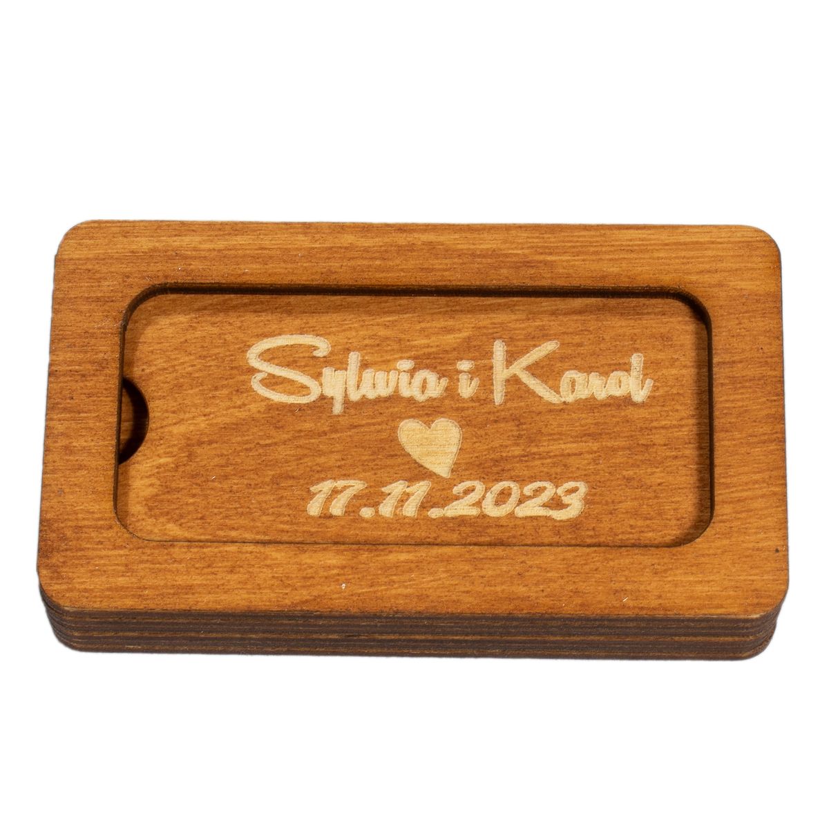 pendrive 01jb 1 Drewniane pudełko z grawerem na pendrive
