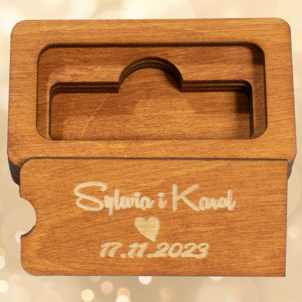 pendrive 01jb 6 Drewniane pudełko z grawerem na pendrive