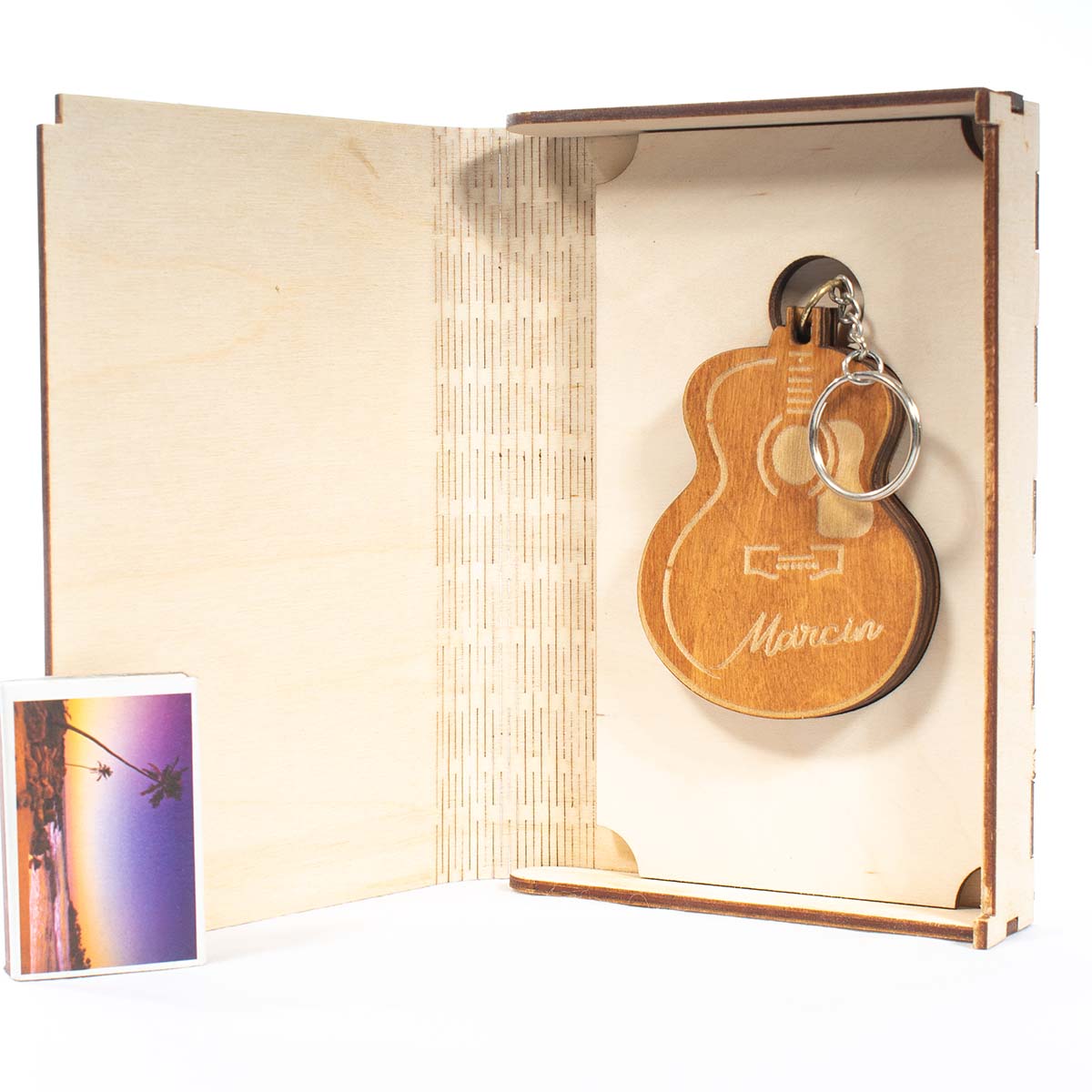 gitara 3 2jb 2 Pojemnik na 3 kostki gitarowe w pudełku