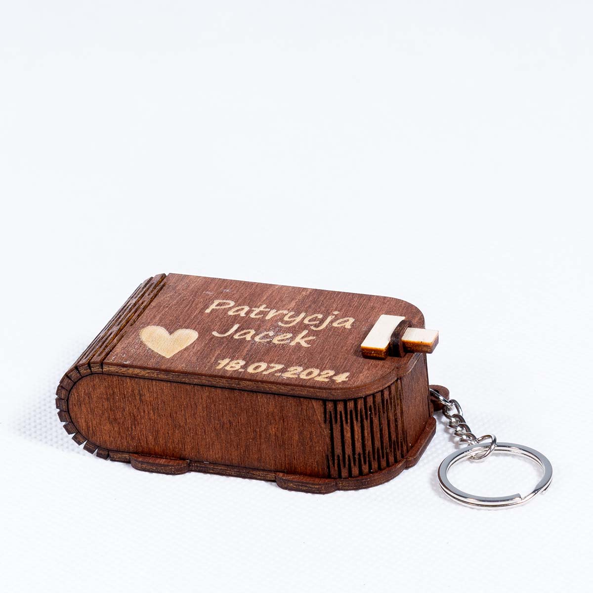 pendrive 04cb 7 Drewniane pudełko z grawerem na pendrive