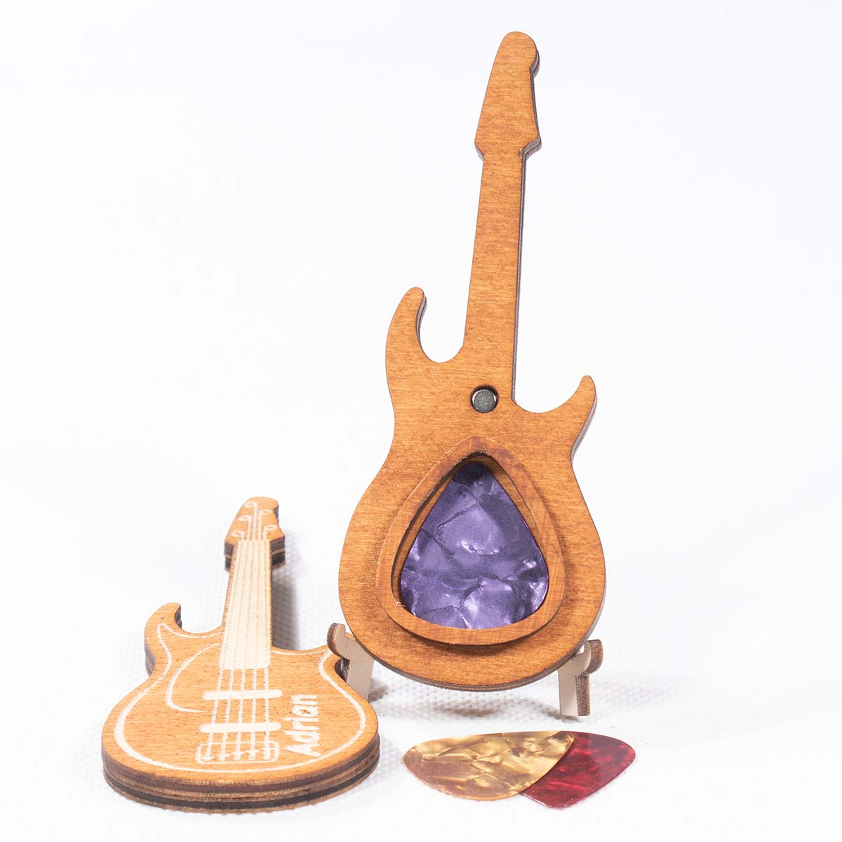 gitara 06 10 Pojemnik na kostkę gitarową