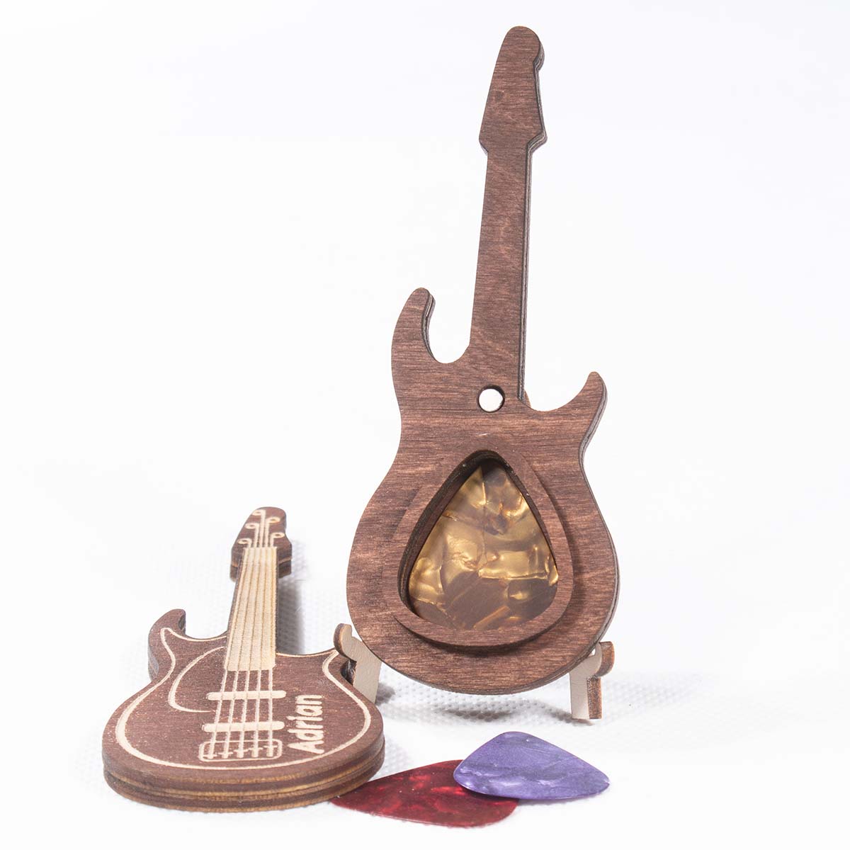 gitara 06 14 Pojemnik na kostkę gitarową