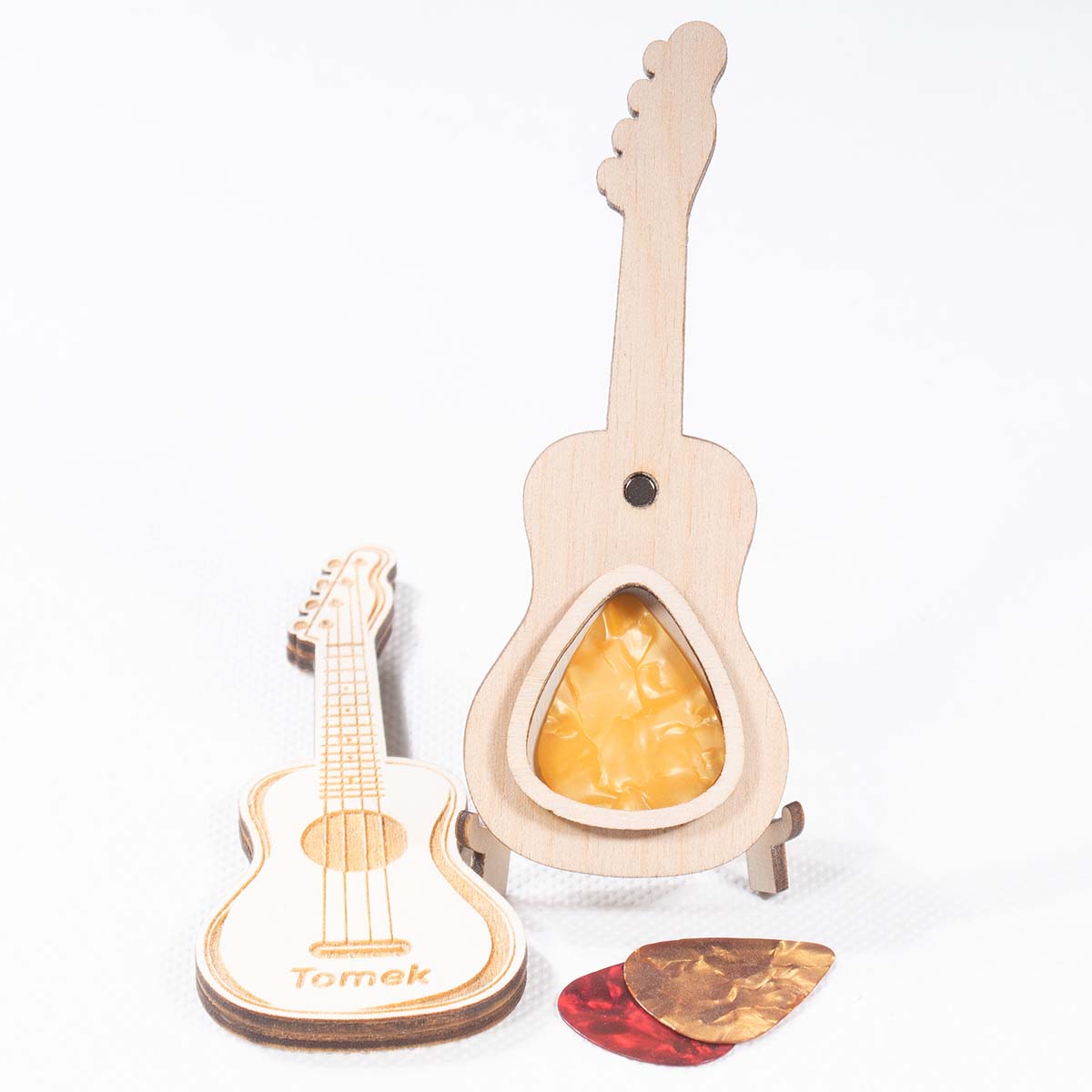 gitara 08 5 Pojemnik na kostkę gitarową