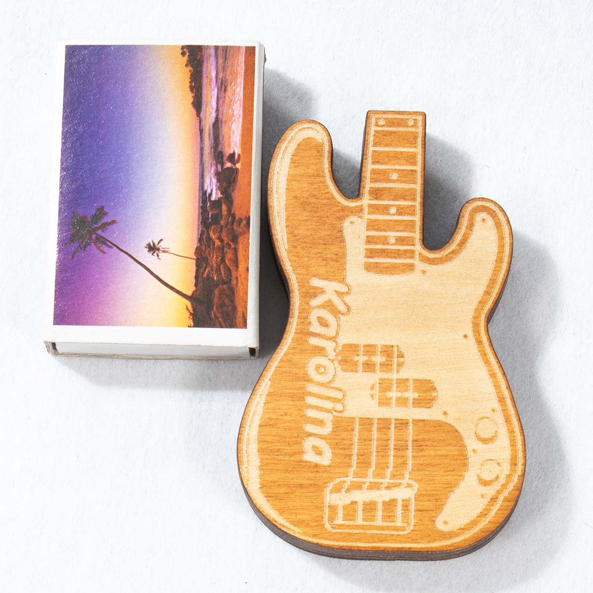 gitara 09jb 3 Pojemnik na kostkę gitarową