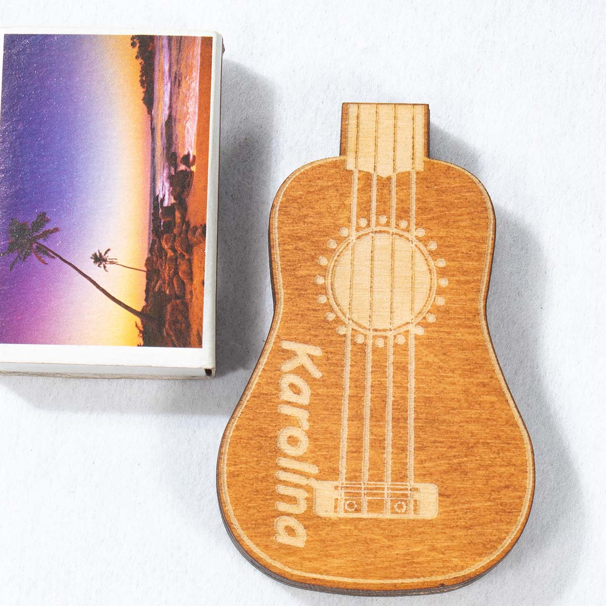 gitara 11jb 2 Pojemnik na kostkę gitarową