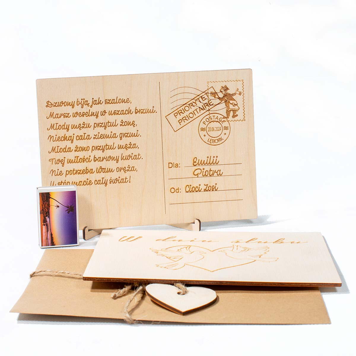 kartka poczt slub 02 3 Duża drewniana kartka pocztowa z życzeniami