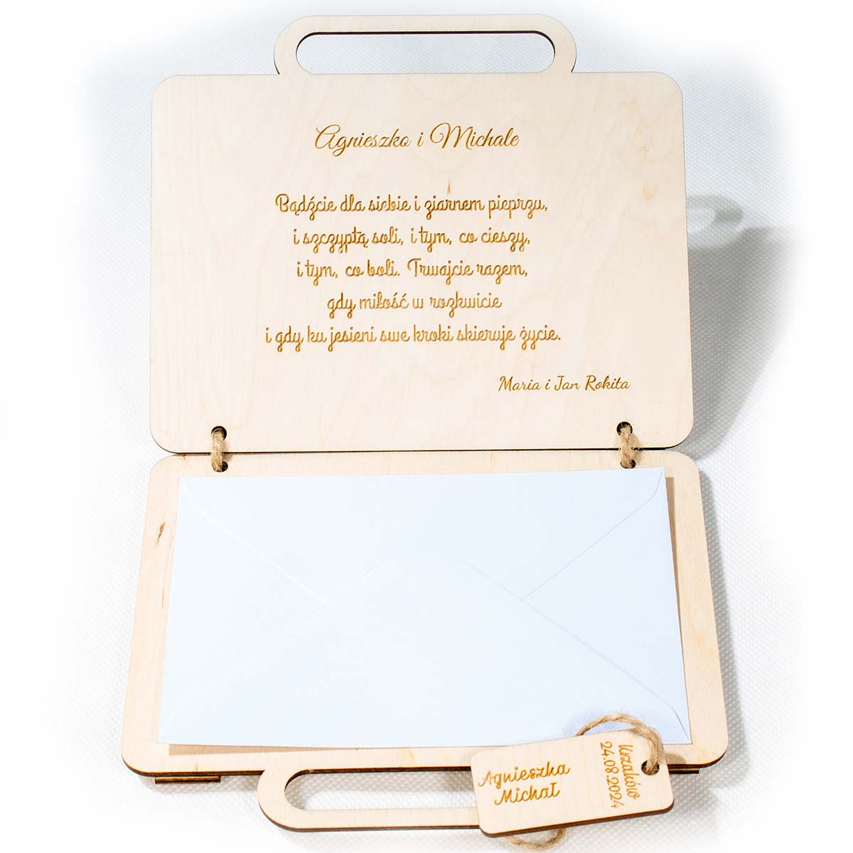 kartka walizka 5 Walizka kartka na ślub drewniana