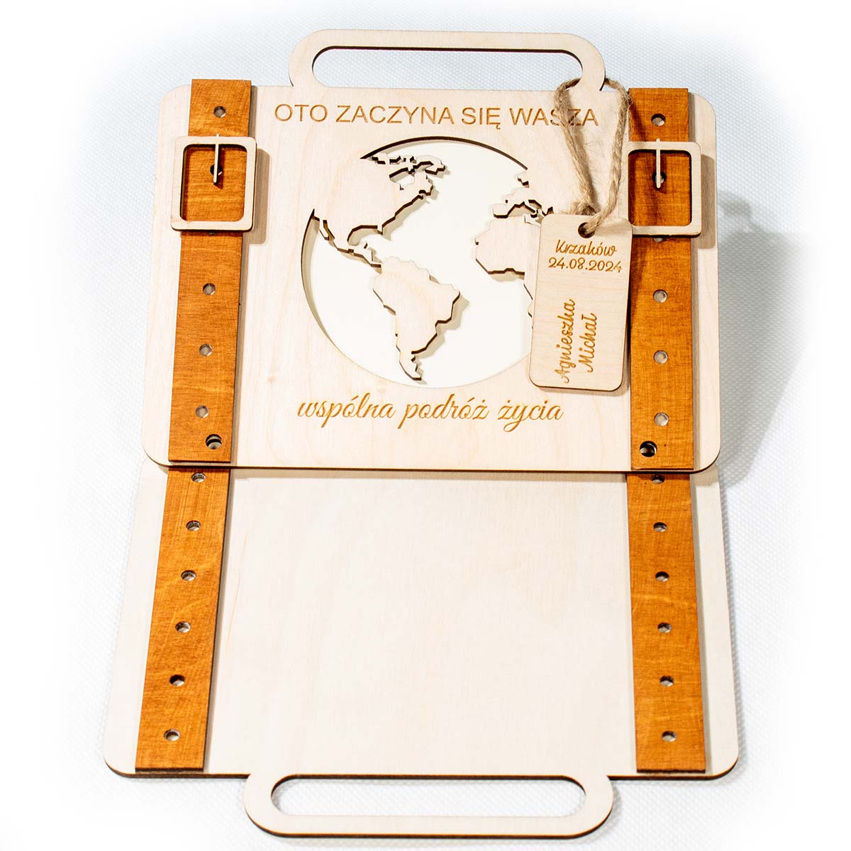 kartka walizka 7 Walizka kartka na ślub drewniana