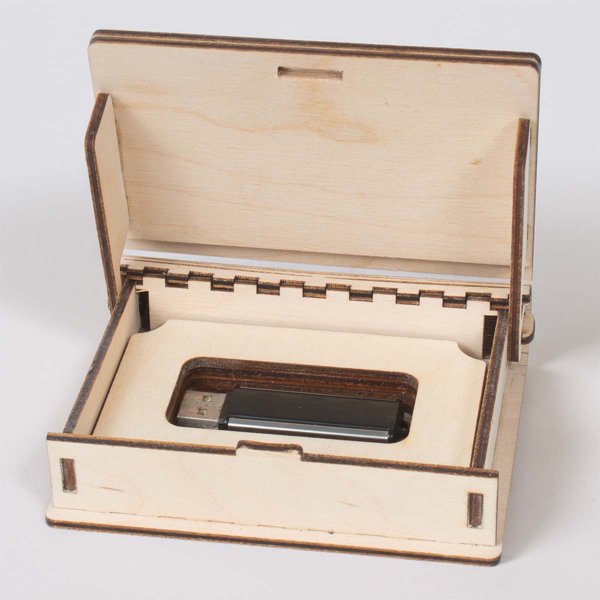 pendrive 05 2 Pudełko na pendrive z grawerem