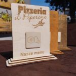 Stojak NFC drewniany